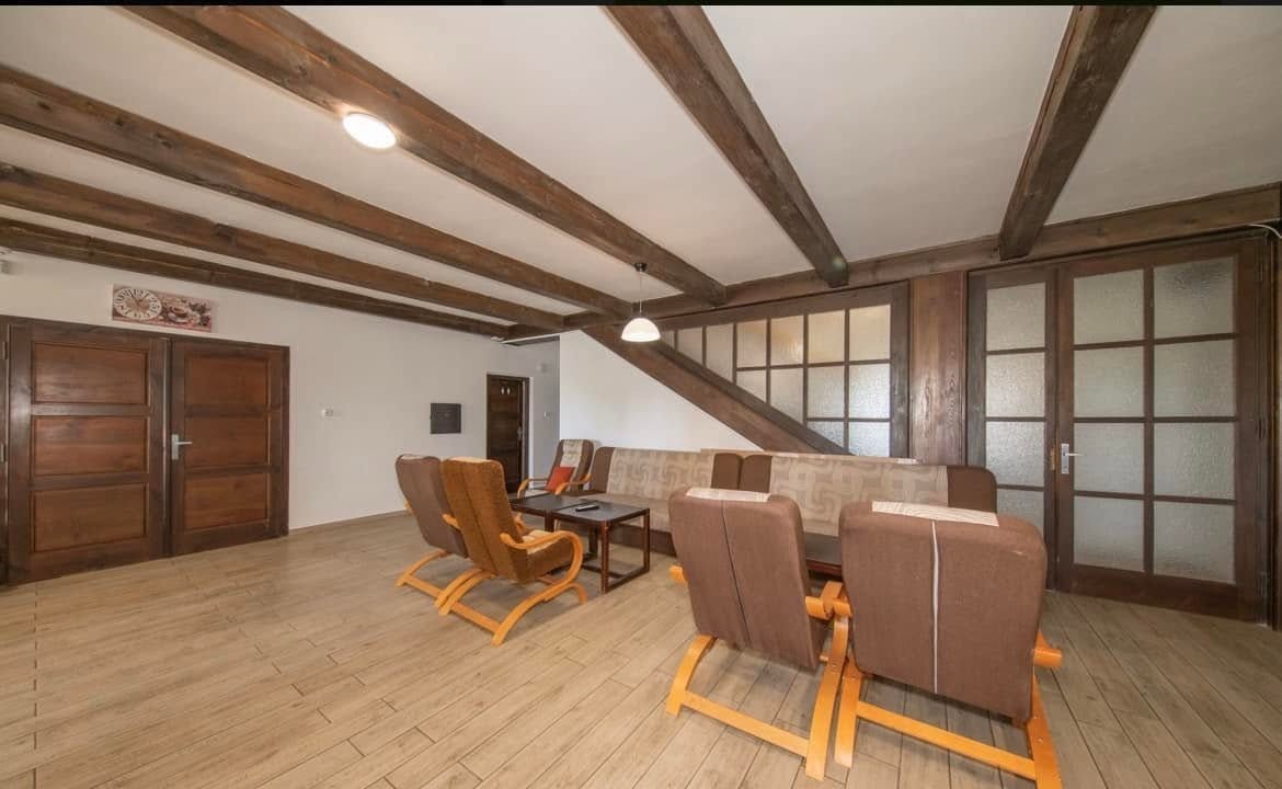 Společenská místnost, další pohled